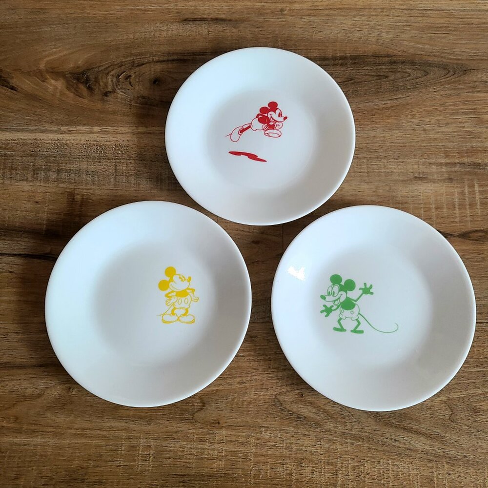 Set of 3 Corelle Disney Vitrelle Made in USA plates.